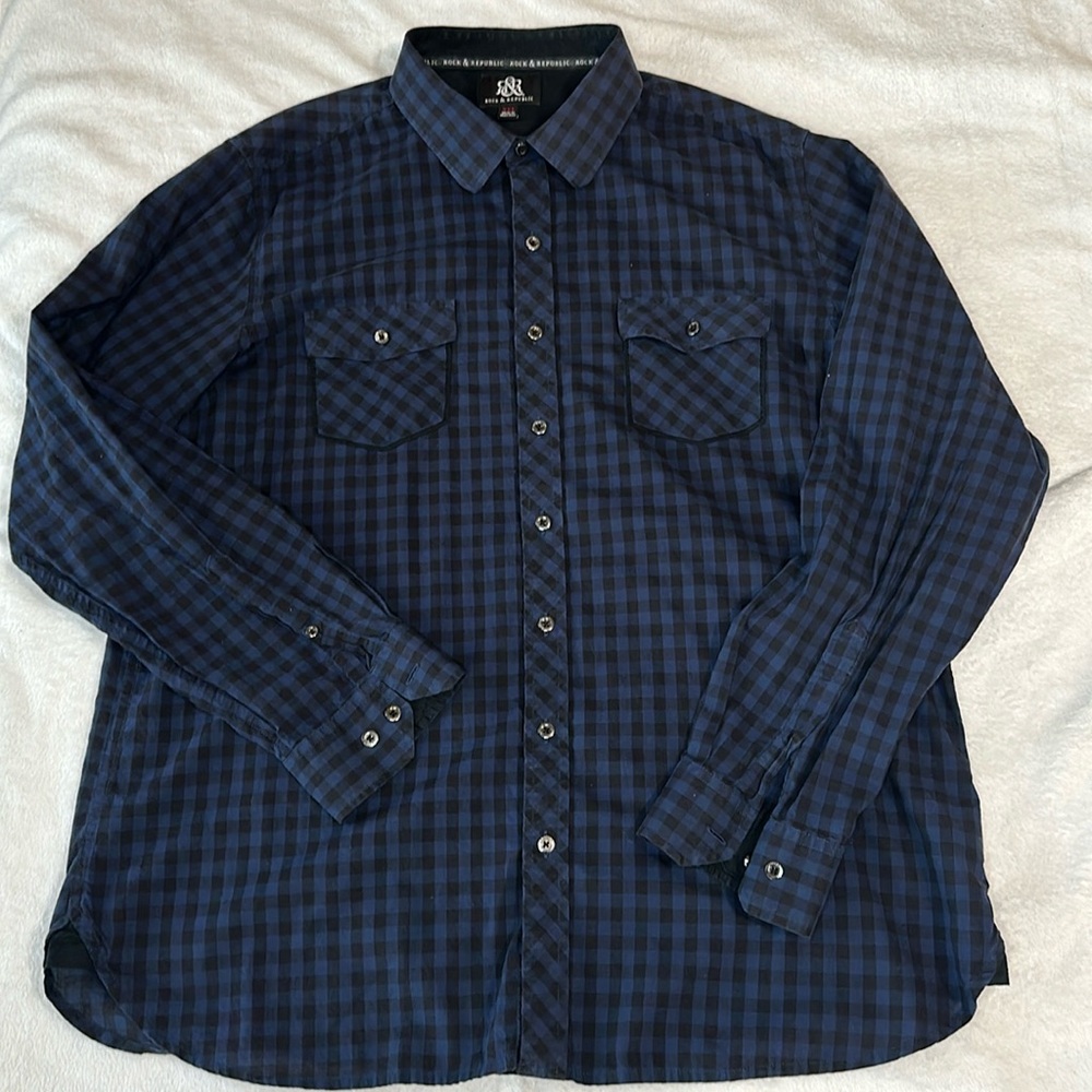 🟦 Rock & Republic Long sleeve Button Down